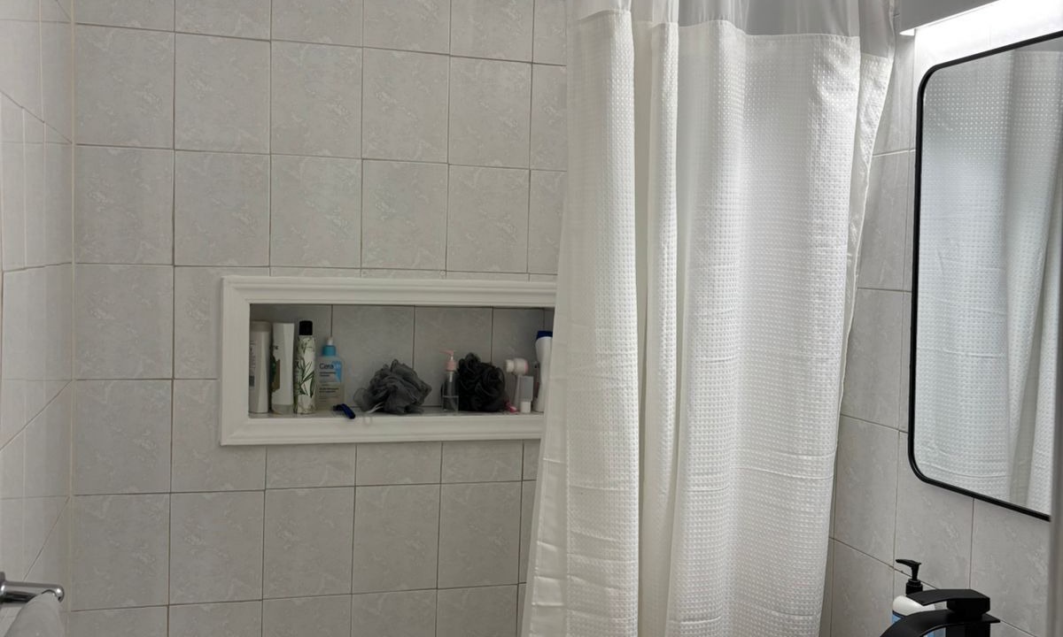 Photo of Bathroom in Croissant Park