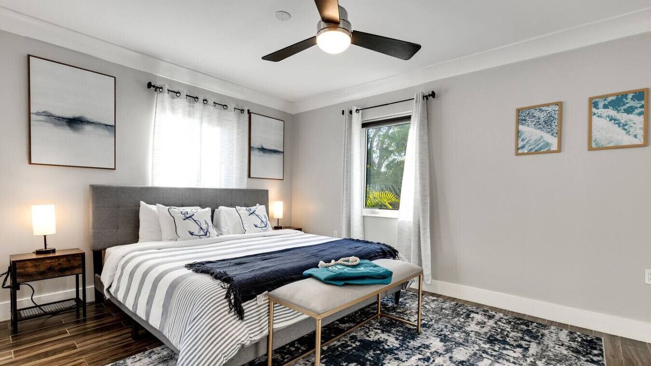 Photo of Bedroom in Poinsettia Heights