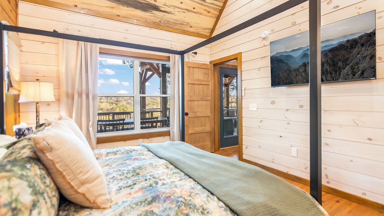 Photo of Bedroom in Ellijay
