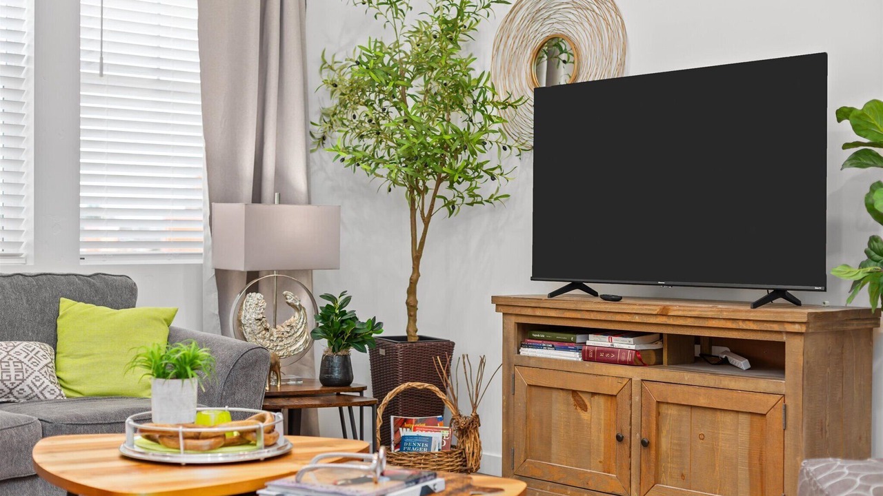 Photo of Livingroom in Eagle