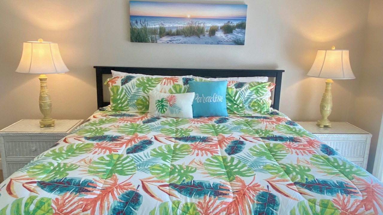 Photo of Bedroom in Yacht Club