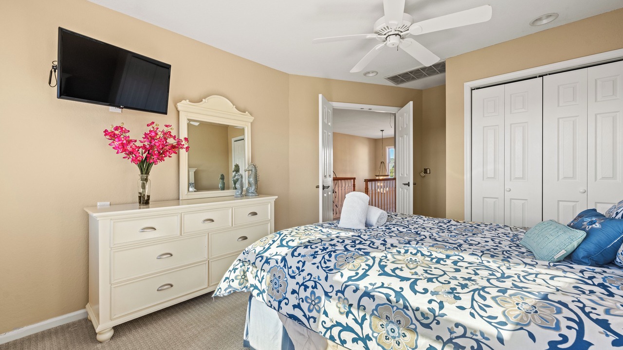 Photo of Bedroom in Manteo