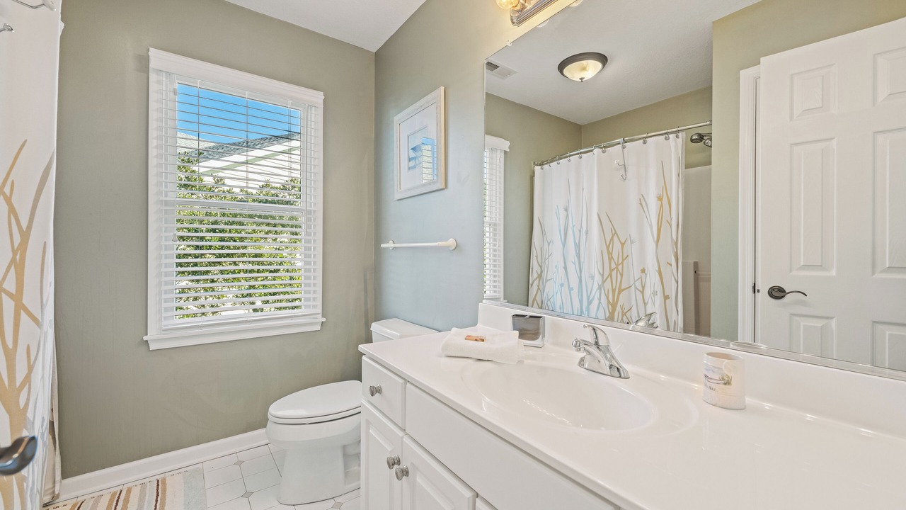 Photo of Bathroom in Manteo