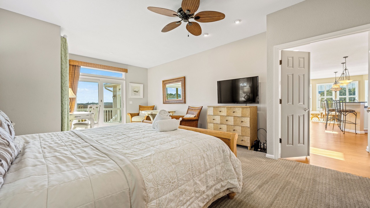 Photo of Bedroom in Manteo