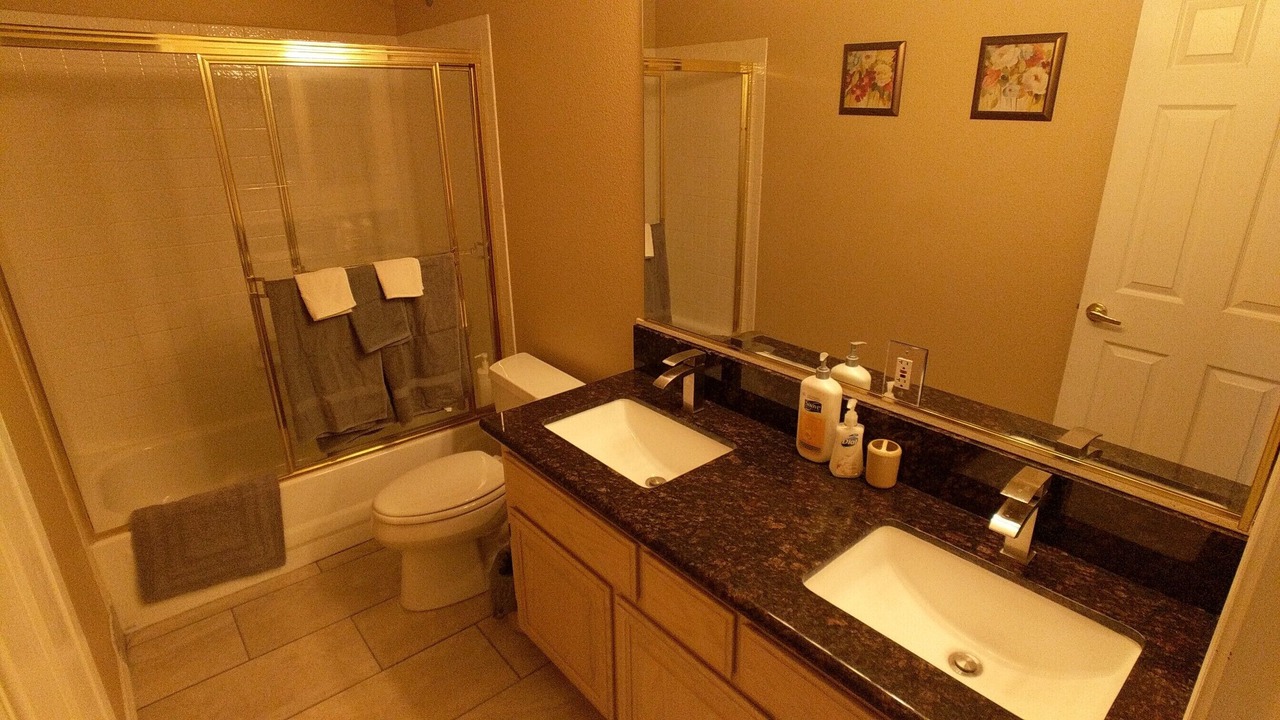 Photo of Bathroom in Silverado Ranch