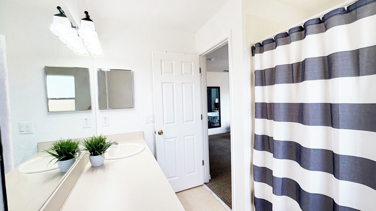 Photo of Bathroom in Regal Palms