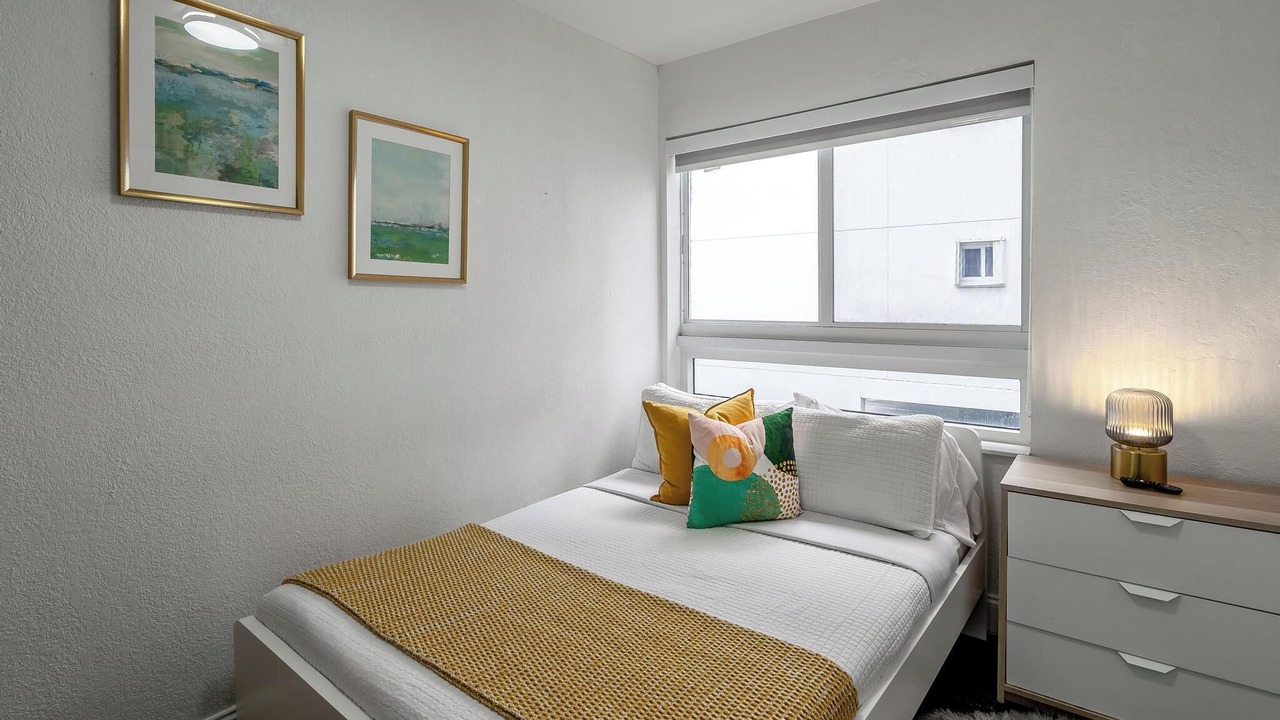 Photo of Bedroom in West Avenue