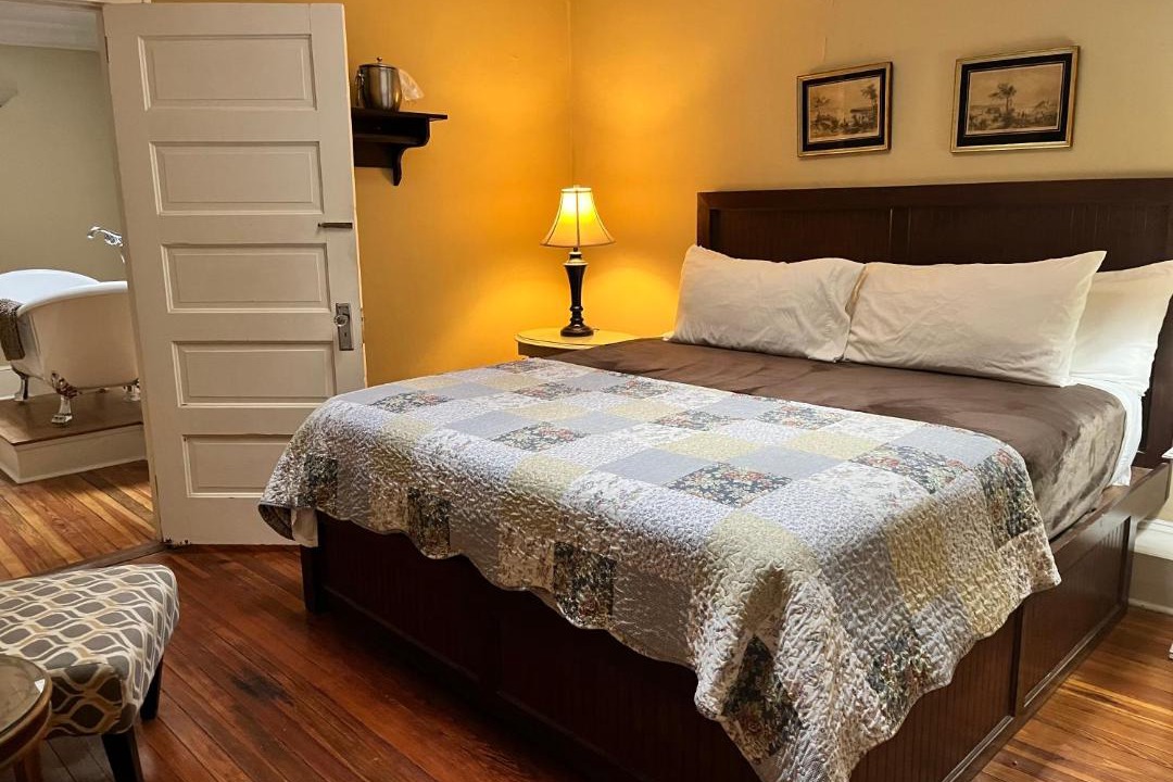 Photo of Bedroom in Hot Springs