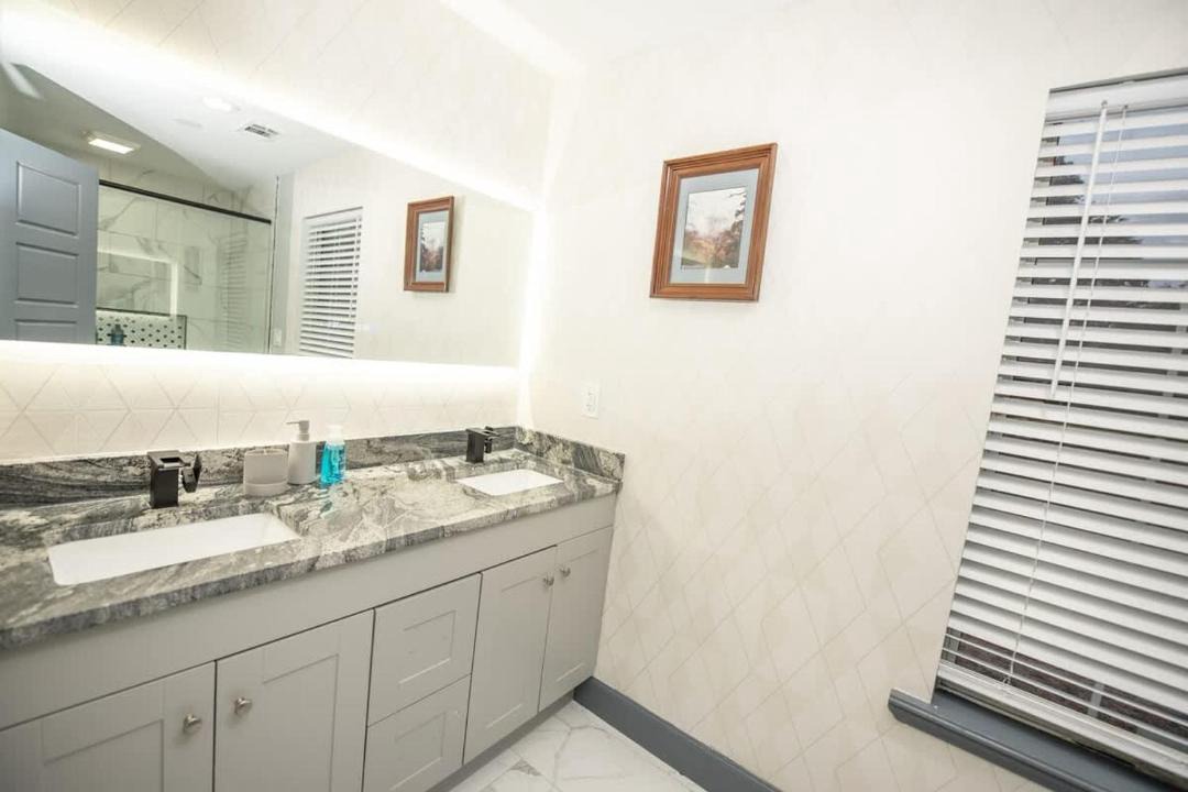 Photo of Bathroom in Dawsonville