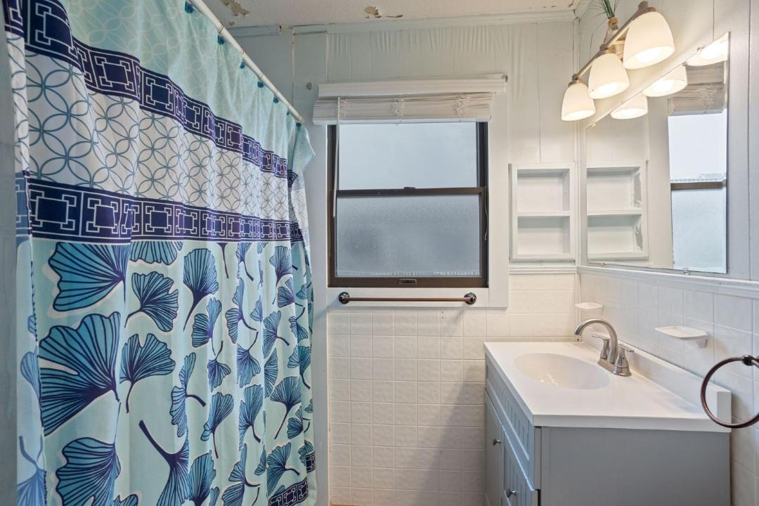 Photo of Bathroom in South Nags Head