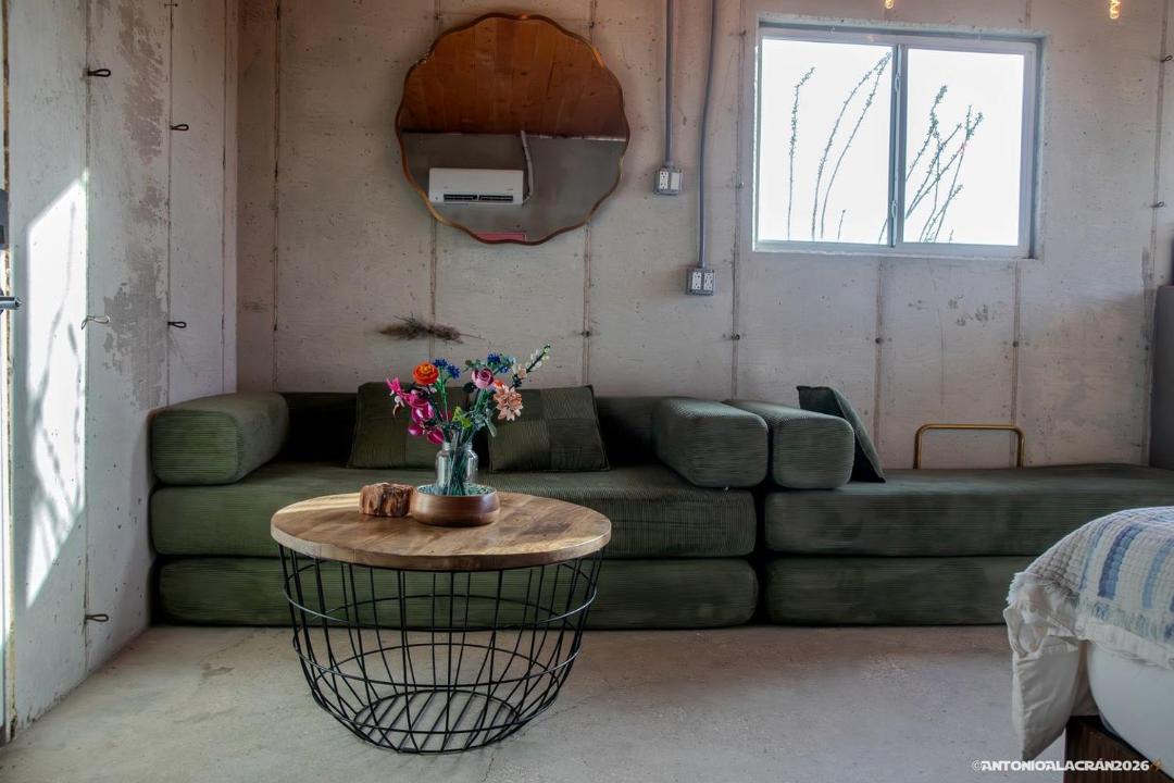 Photo of Livingroom in Terlingua
