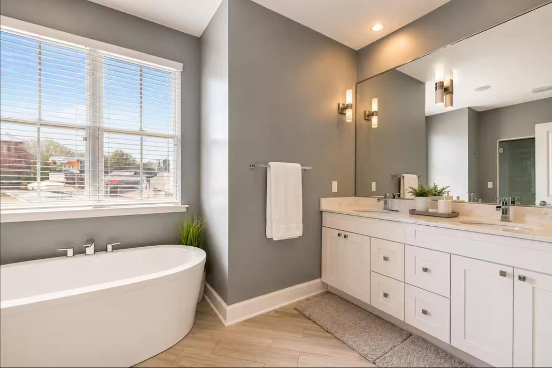 Photo of Bathroom in East Allegheny