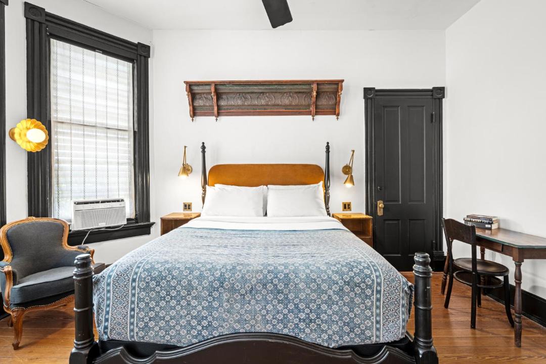Photo of Bedroom in Galveston