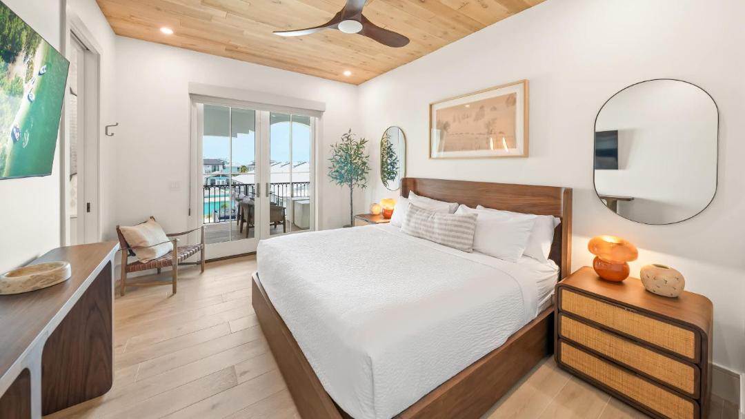 Photo of Bedroom in Bradenton Beach