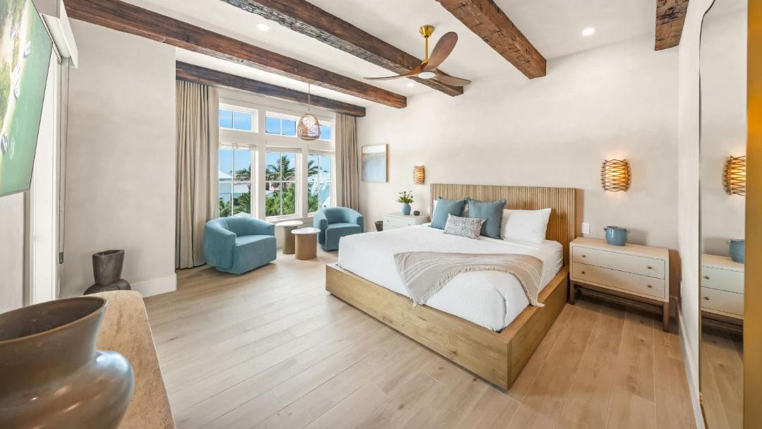 Photo of Bedroom in Bradenton Beach