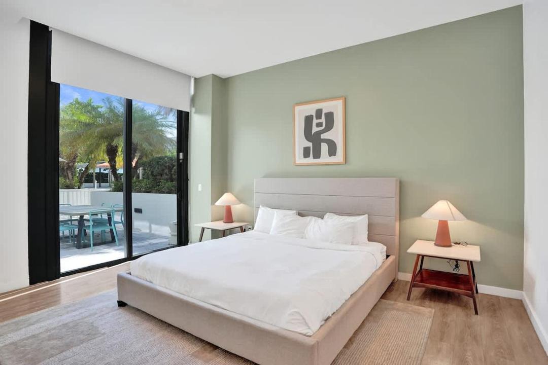 Photo of Bedroom in West Avenue
