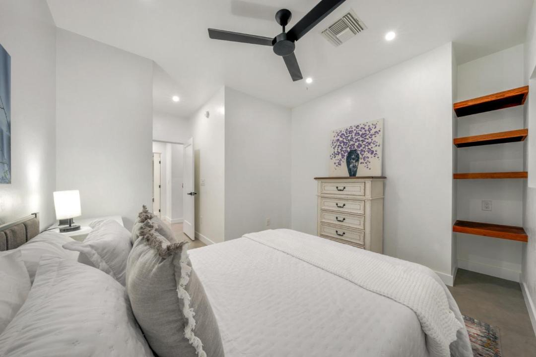 Photo of Bedroom in Sam Hughes
