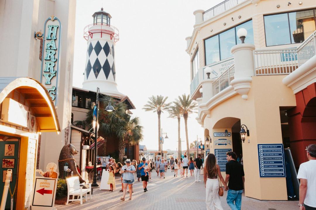 Photo of Others in Destin