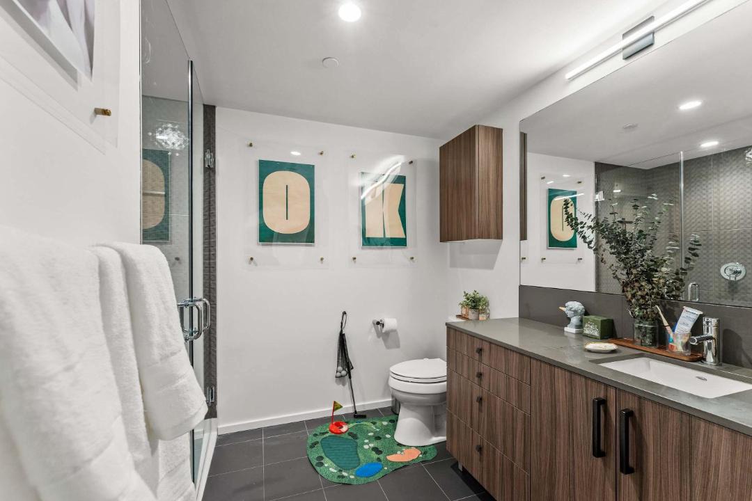 Photo of Bathroom in Shawmut