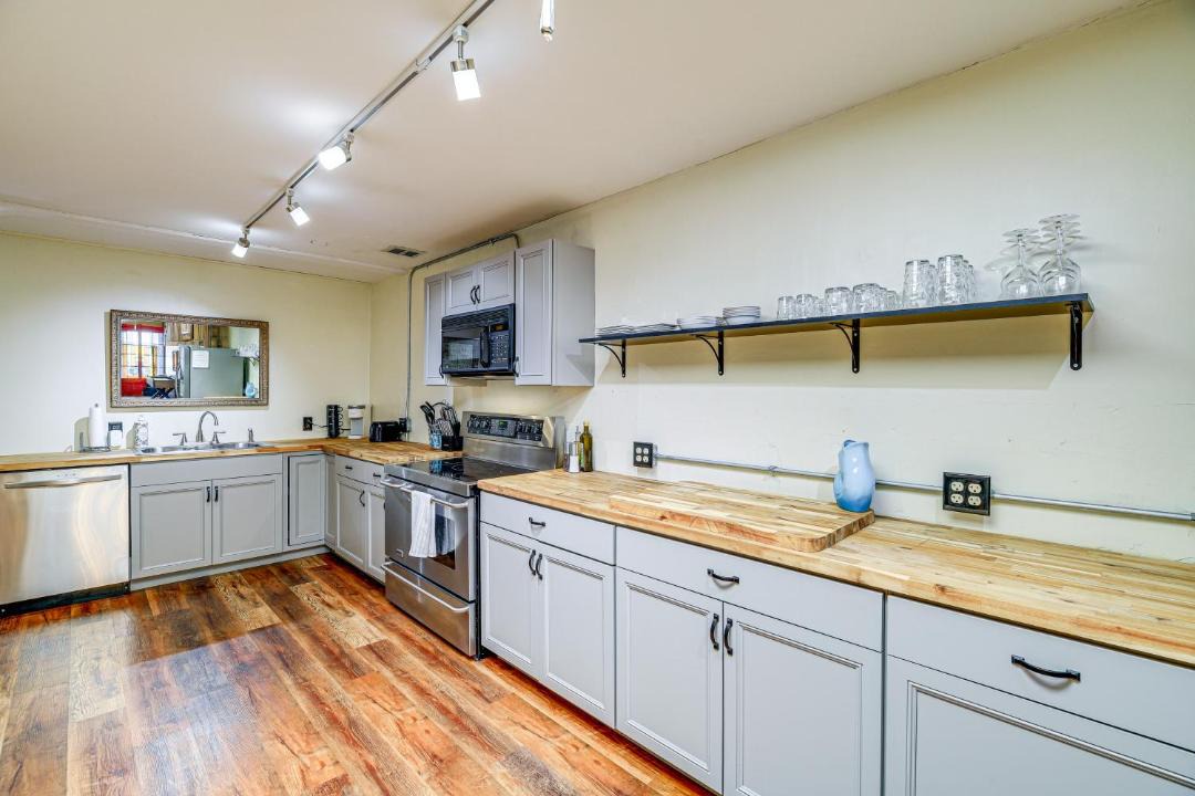 Photo of Kitchen in Wytheville