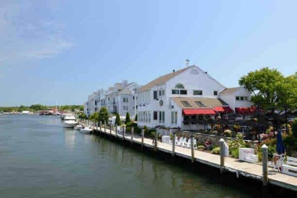 Photo of Others in West Mystic