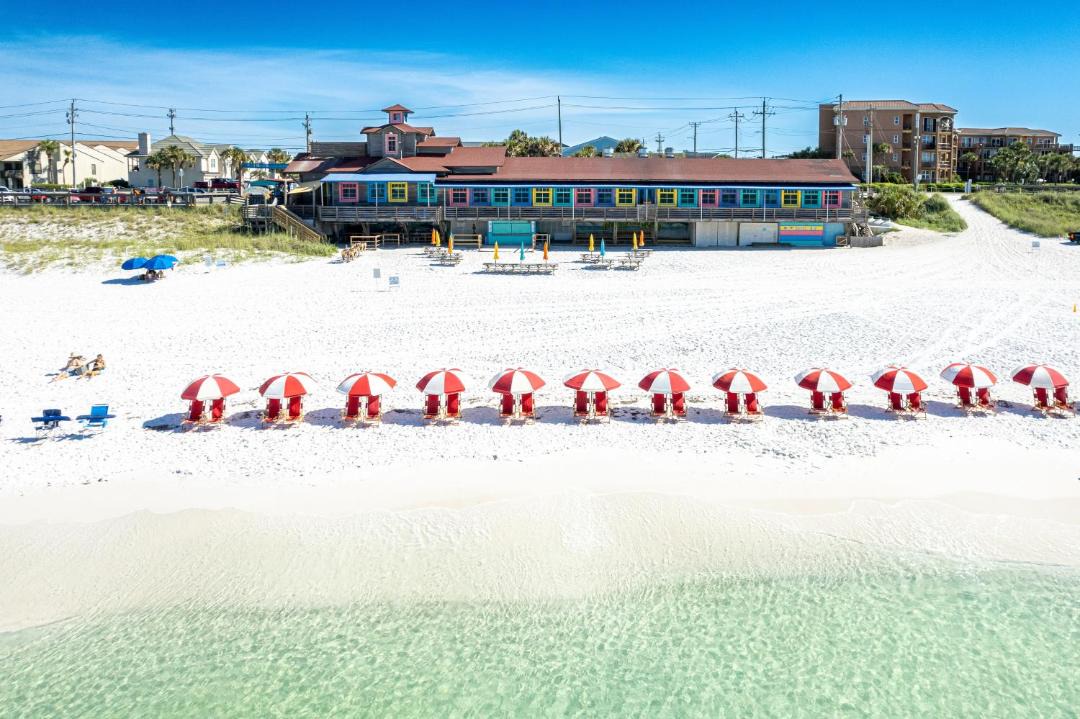Photo of Others in Holiday Isle