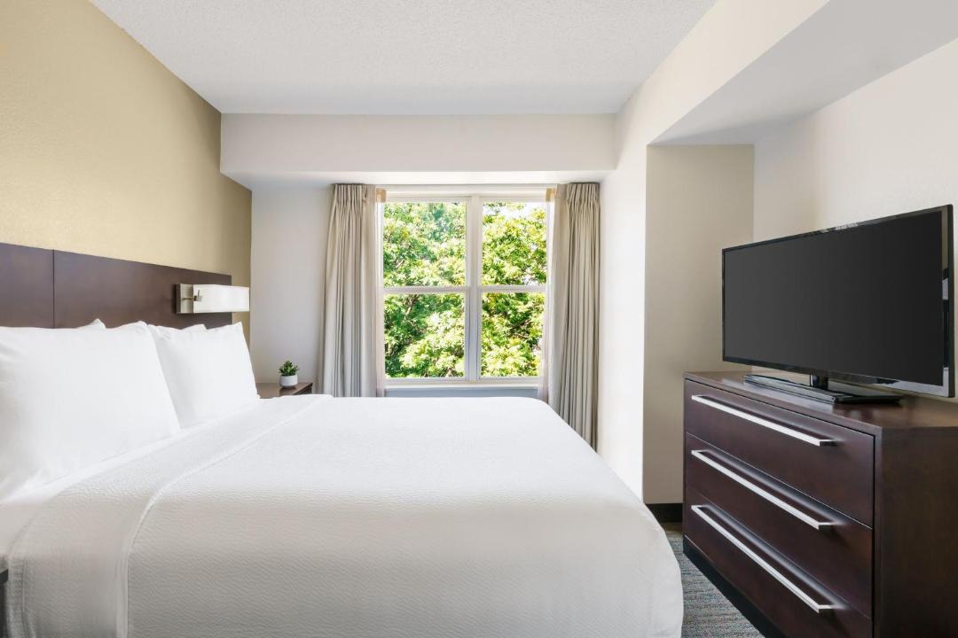 Photo of Bedroom in Gaithersburg