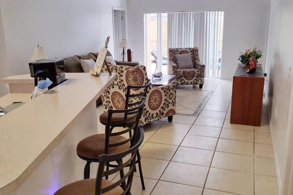 Photo of Livingroom in Royal Palms