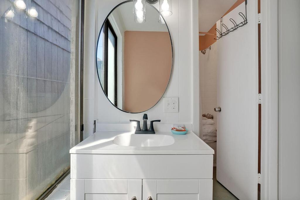 Photo of Bathroom in Carolina Beach