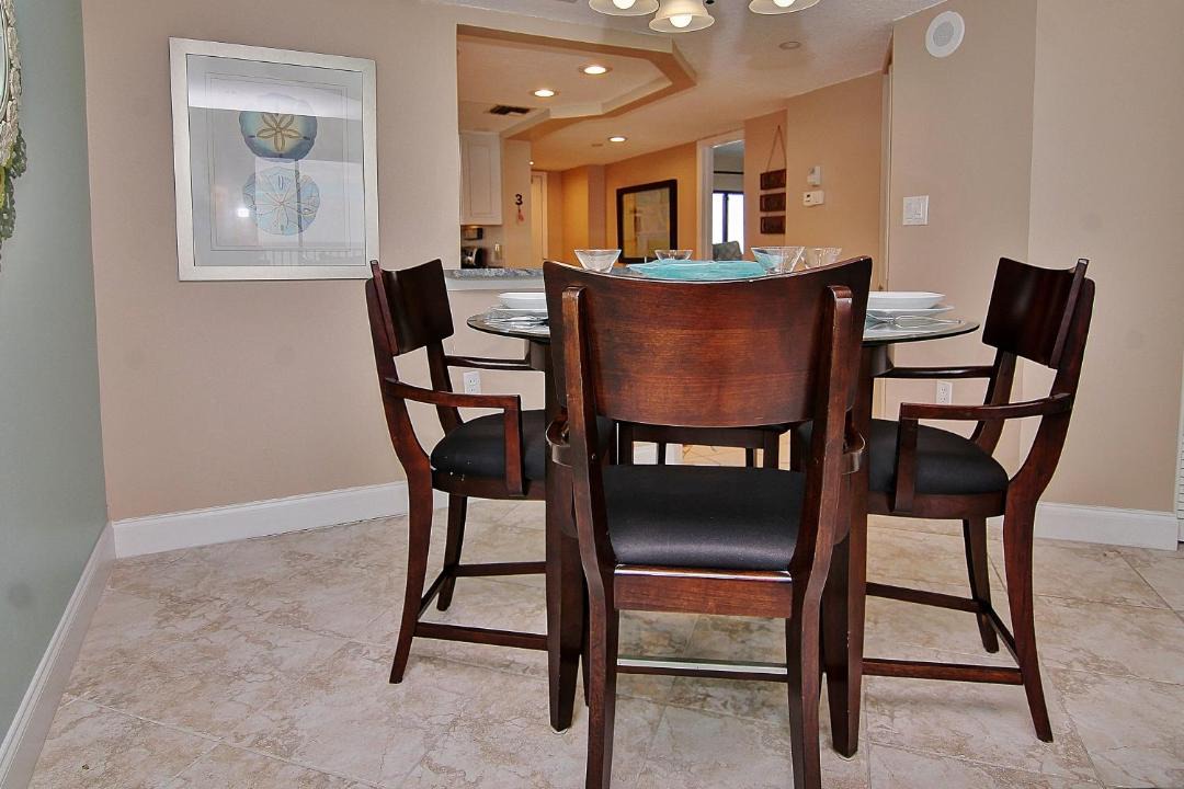 Photo of Livingroom in Sand Key