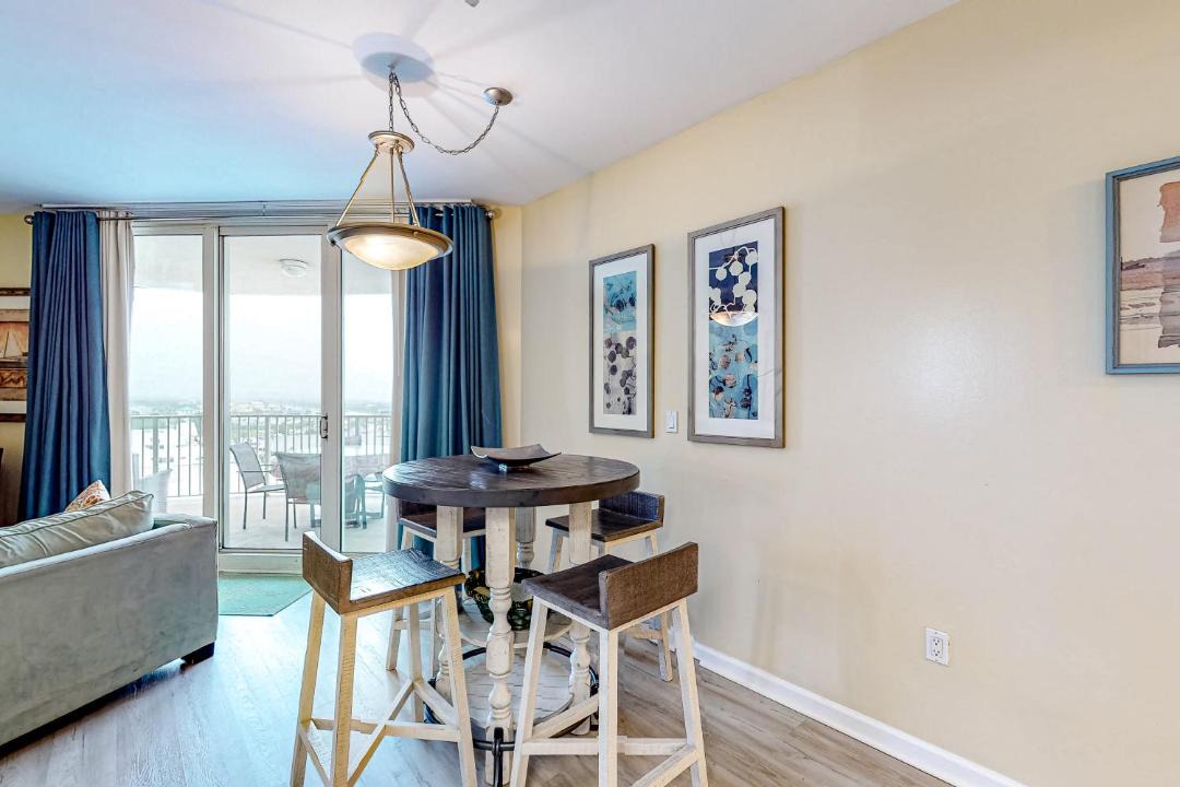 Photo of Livingroom in Destin