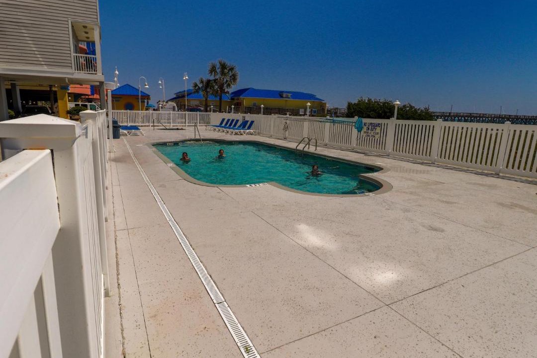 Photo of Others in Cherry Grove Beach