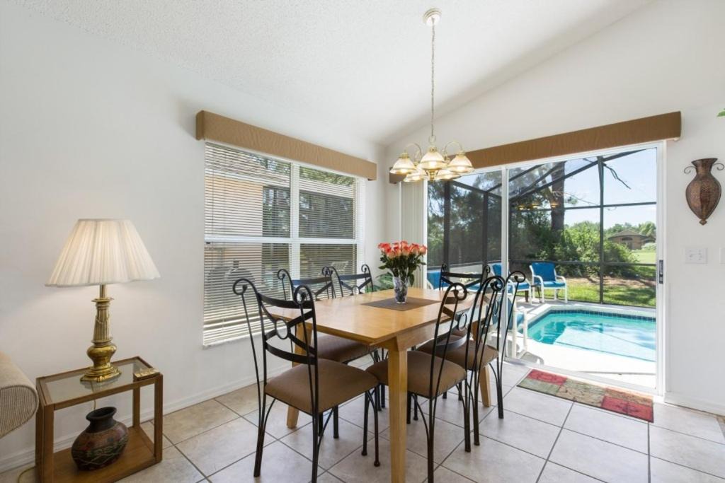 Photo of Livingroom in Haines City