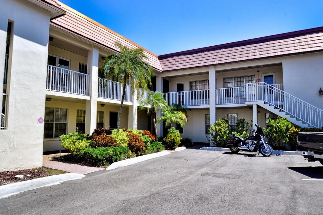 Photo of Buildings in Island Estate