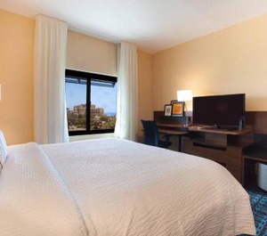 Fairfield Inn 
