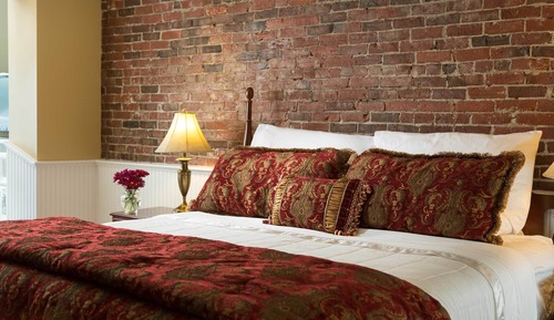 Suite, 1 King Bed, Fireplace