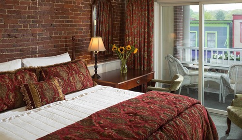 Room, 1 King Bed, Partial Ocean View