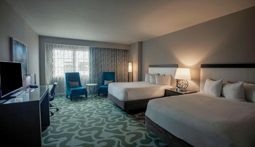2 Doubles, Mobility Accessible Room, Bathtub w/Grab Bars, Non-Smoking