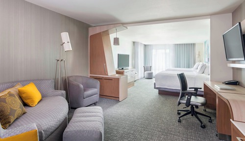 Studio, Multiple Beds, Accessible Bathtub