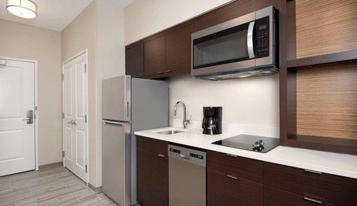 Suite, 1 Bedroom (Mobility/Hearing Accessible, Tub)