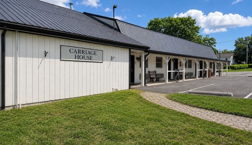 King - Carriage House Front