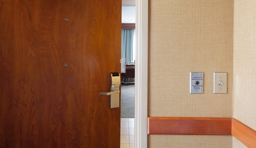 Suite, 1 Bedroom, Bathtub (Mobility & Hearing)