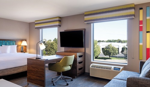 Studio Suite One King Bed Non-Smoking