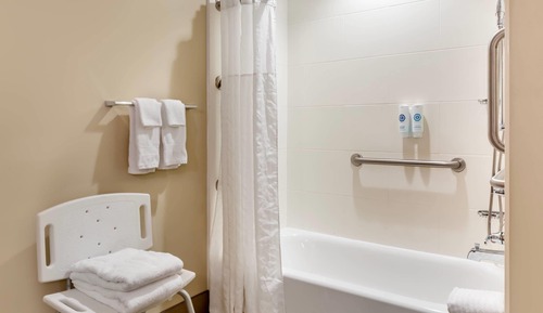Suite, 2 Queen Beds, Accessible, Non Smoking