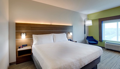 Standard Room, 1 King Bed