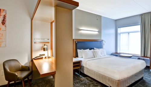 Suite, Multiple Beds