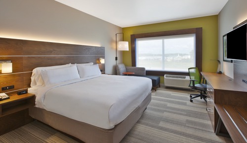 Standard Room, 1 King Bed
