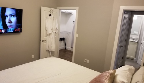 Luxury Suite
