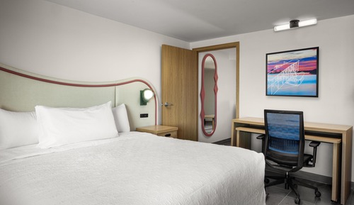 Junior Suite, 1 King Bed, Non Smoking