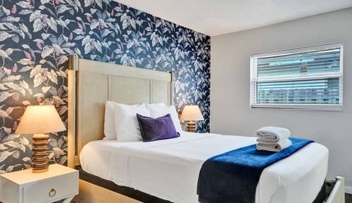 Classic Single Room, 1 Queen Bed, Kitchen